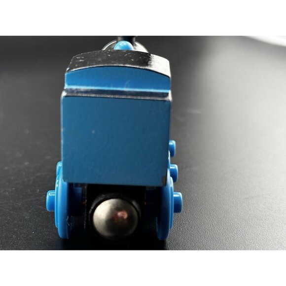 EASTER Thomas The Train Wooden Railway Vtg 2003 Limited Ed. Learning Curve-1 - Picture 7 of 11